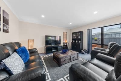 2/213 Coronation Avenue, Welbourn, New Plymouth, Taranaki | Tall Poppy 