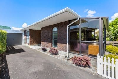 1A Hunter Place, Merrilands, New Plymouth, Taranaki | Tall Poppy 