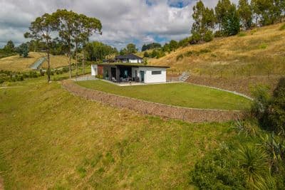 180 Ridgeview Road, Redwood Valley, Tasman, Nelson | Tall Poppy 