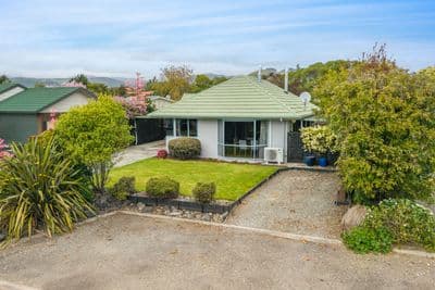24 Rintoul Place, Brightwater, Tasman, Nelson | Tall Poppy 