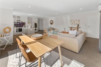 47 Kendall View, Stoke, Nelson, Nelson | Tall Poppy 