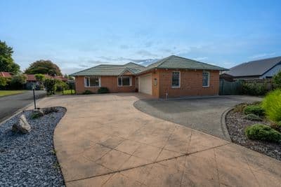 8 Heritage Crescent, Richmond , Tasman, Nelson | Tall Poppy 