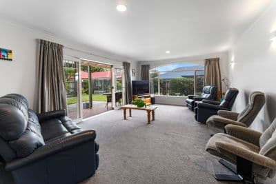 8 Heritage Crescent, Richmond , Tasman, Nelson | Tall Poppy 