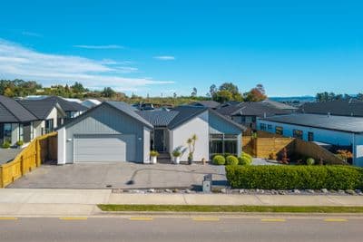 106 Bateup Road, Richmond , Tasman, Nelson | Tall Poppy 