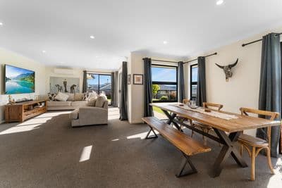 40 Katania Heights, Brightwater, Tasman, Nelson | Tall Poppy 