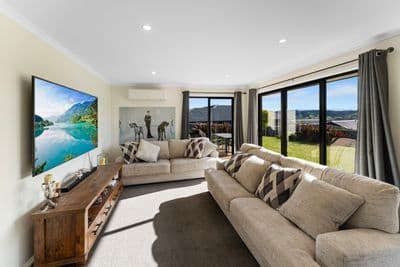 40 Katania Heights, Brightwater, Tasman, Nelson | Tall Poppy 