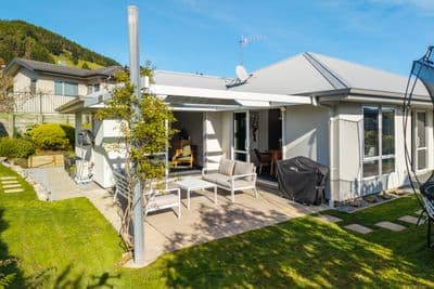92 Washbourn Drive, Richmond , Tasman, Nelson | Tall Poppy 