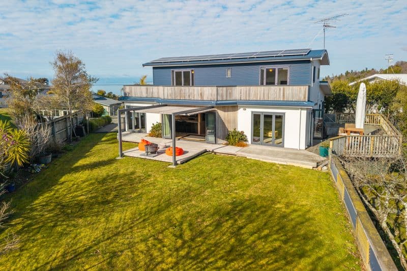 5 Bayview Heights, Kaiteriteri, Tasman, Nelson | Tall Poppy 