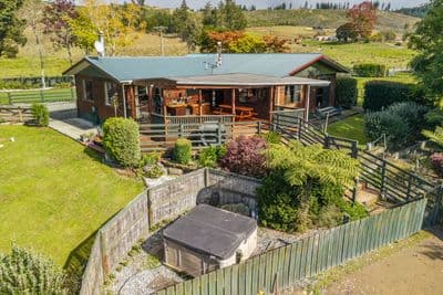 170 Pigeon Valley South Branch Road, Wakefield, Tasman, Nelson | Tall Poppy 