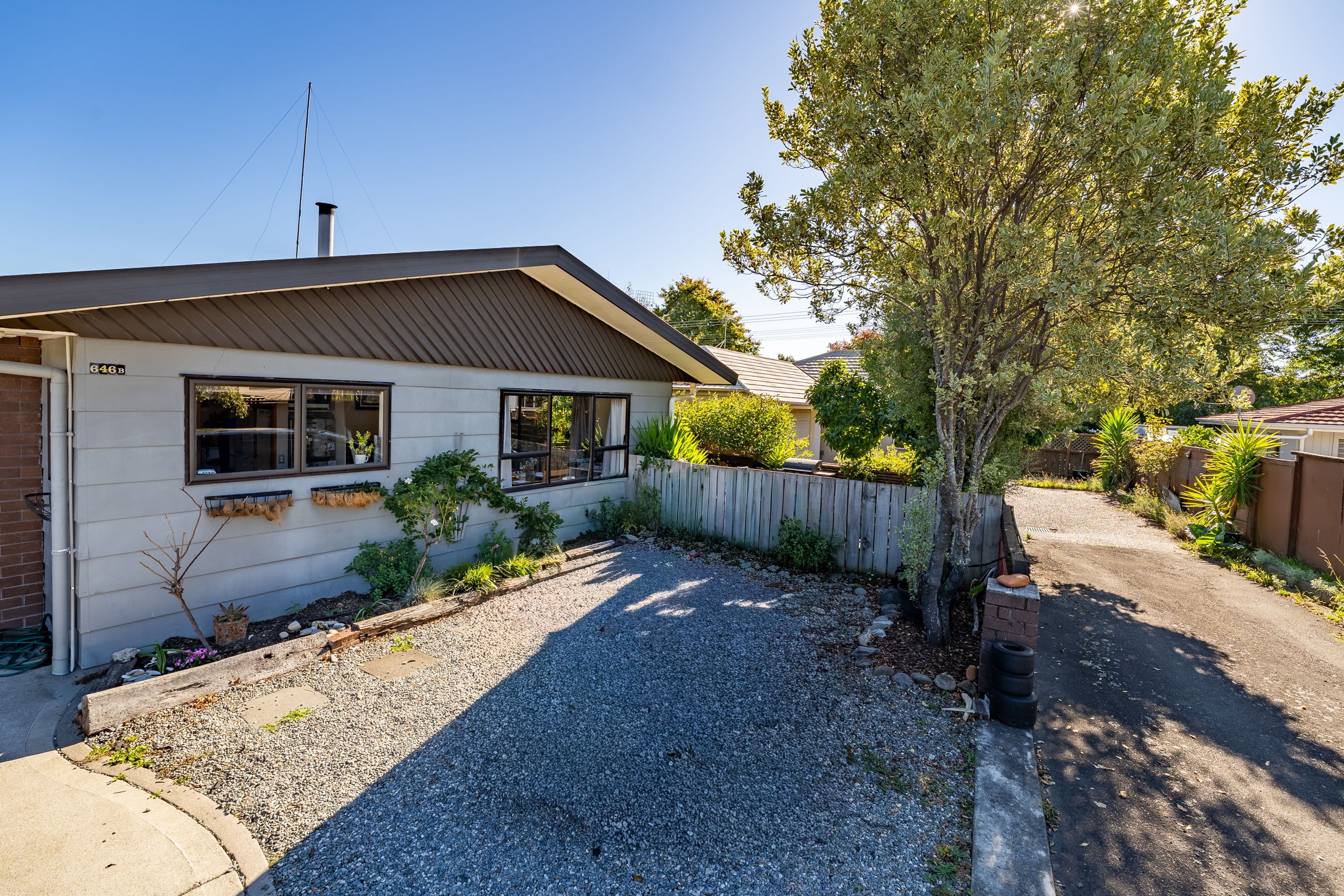 646B Main Rd Stoke, Stoke, Nelson, Nelson | Tall Poppy 