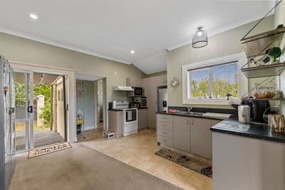 23a Caledonian Road, Oamaru North, Waitaki, Otago | Tall Poppy 