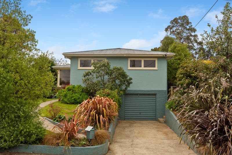 22 Oxford Street, Holmes Hill, Waitaki