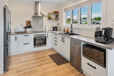 20 Sandringham Street, Oamaru North, Waitaki, Otago | Tall Poppy 