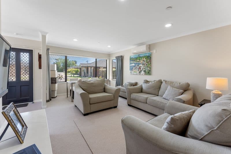 15 Ian Peter Way, Otaki, Kapiti Coast, Wellington | Tall Poppy 
