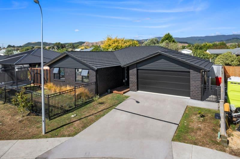 5 Te Puke Te Ao Way, Otaki, Kapiti Coast