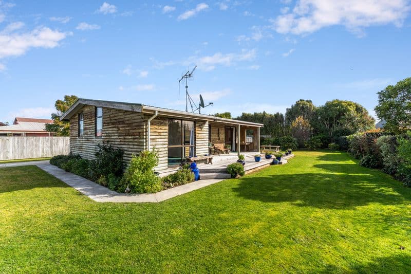 17 Te Rauparaha Street, Otaki, Kapiti Coast, Wellington | Tall Poppy 