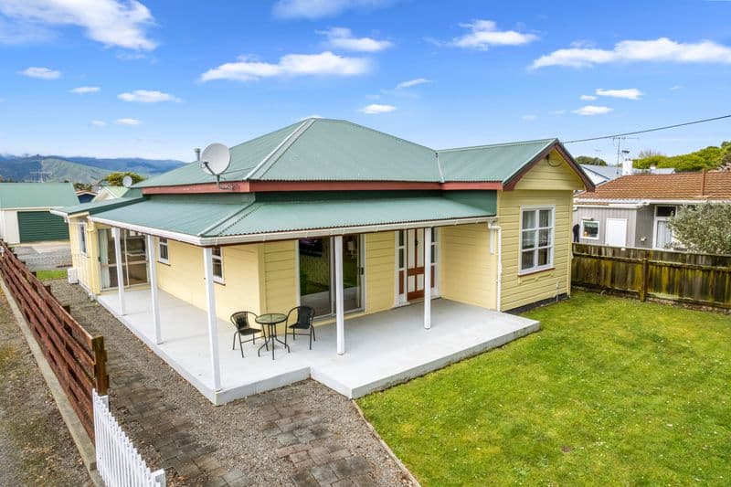 24 Domain Road, Otaki, Kapiti Coast