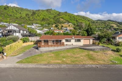137 Winara Avenue, Waikanae, Kapiti Coast, Wellington | Tall Poppy 