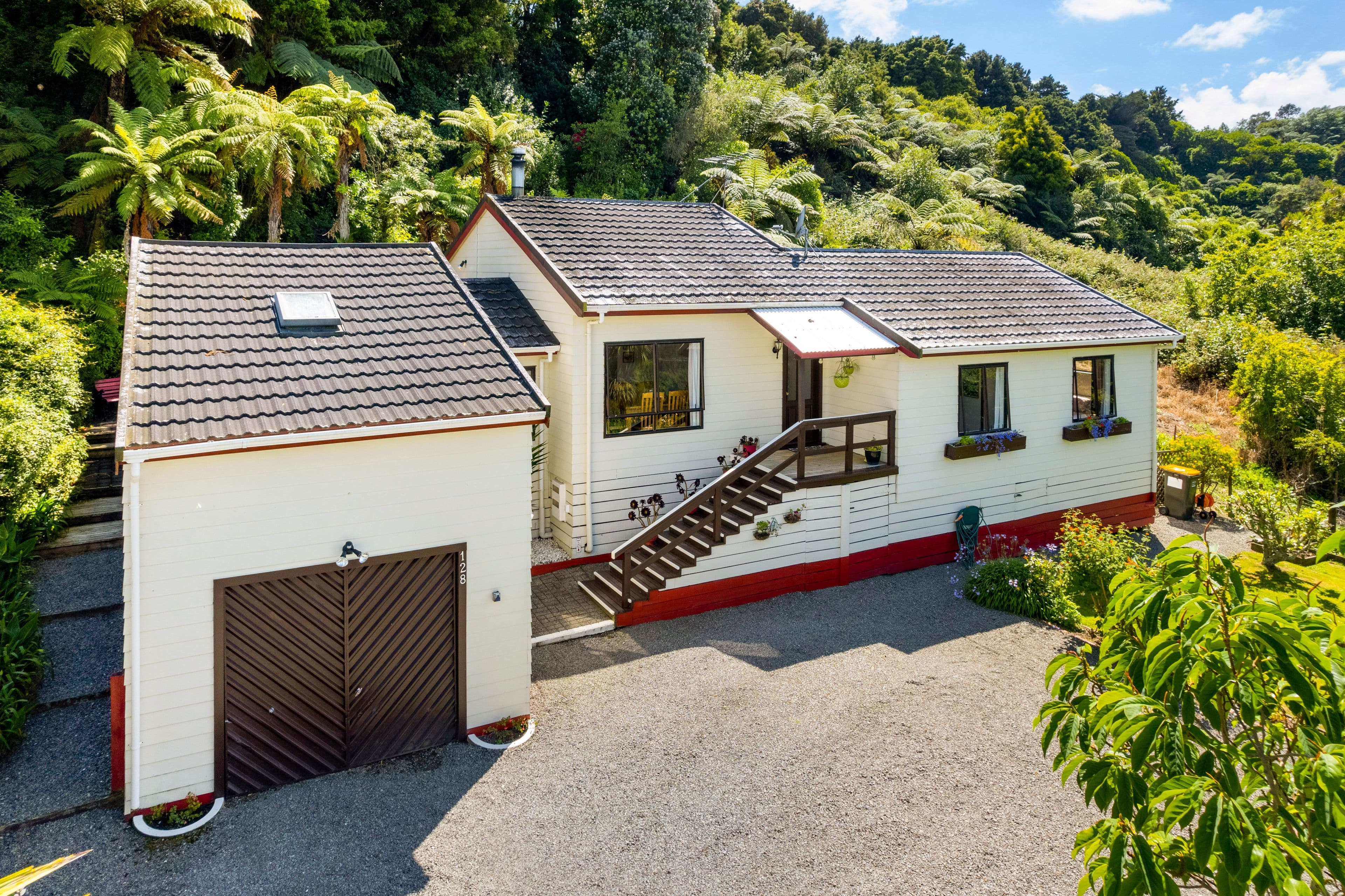 128 Rahui Road, Otaki, Kapiti Coast, Wellington | Tall Poppy 