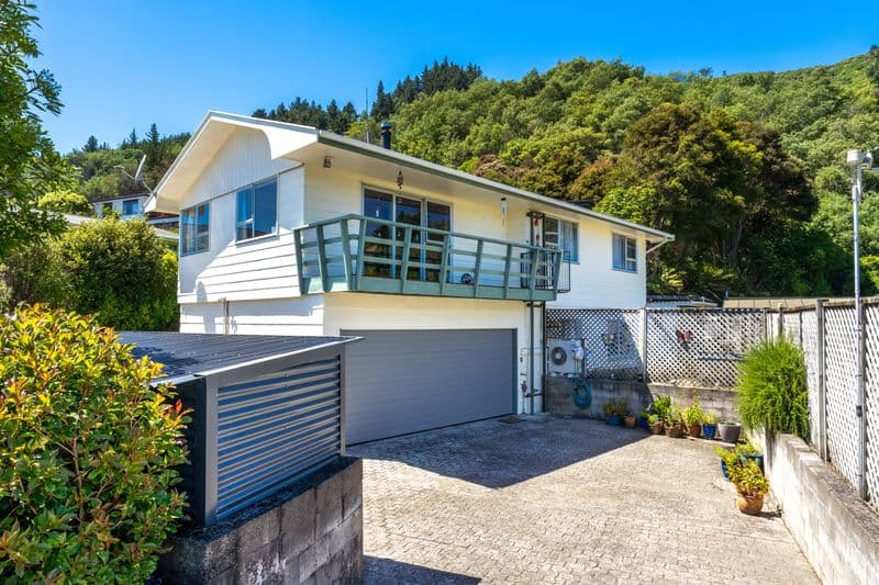 71 Milton Terrace, Picton, Picton, Marlborough | Tall Poppy 