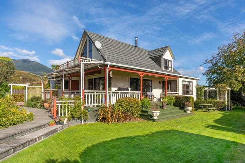 1 Beach Road, Picton, Picton, Marlborough | Tall Poppy 