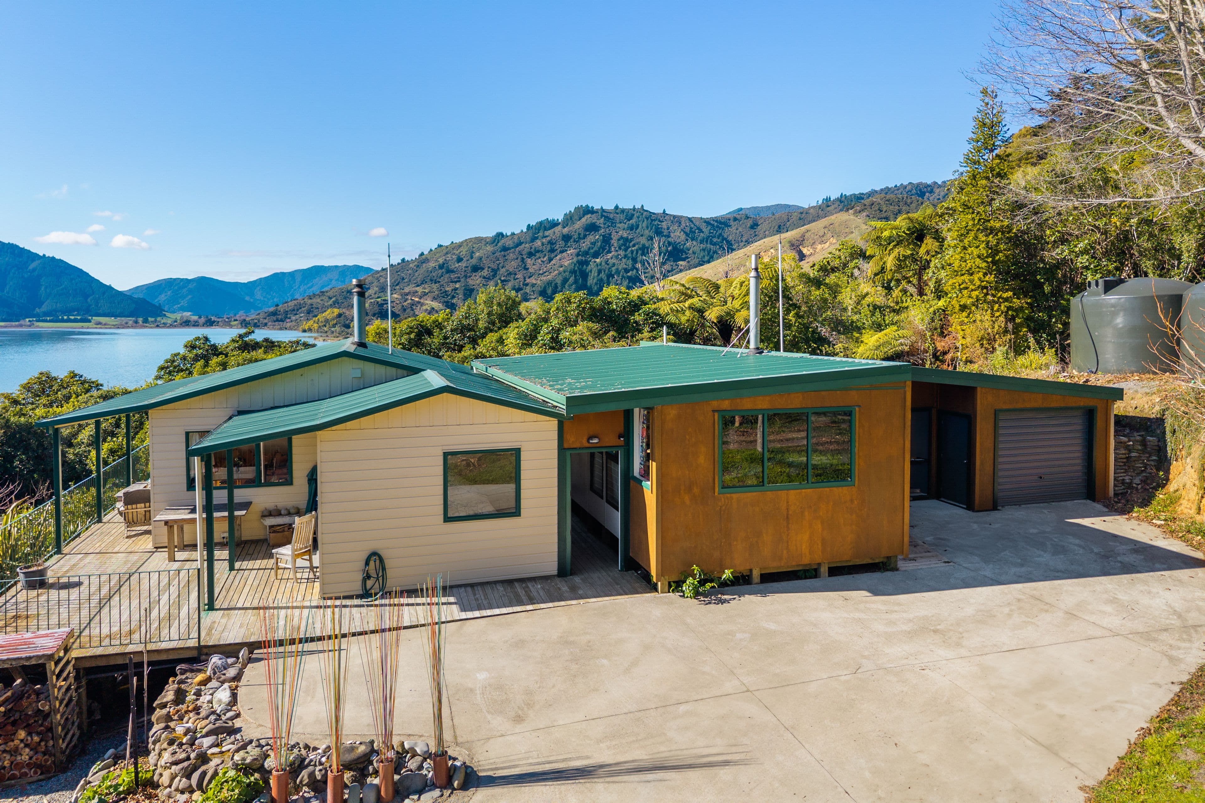 826 Queen Charlotte Drive, Havelock, Marlborough, Marlborough | Tall Poppy 