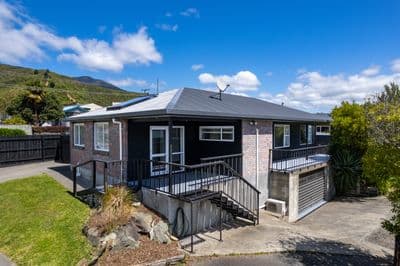 289 Waikawa Road, Waikawa, Marlborough, Marlborough | Tall Poppy 