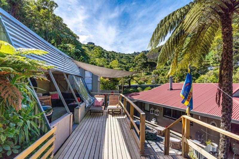 16 Arthur Crescent, Waikawa, Marlborough