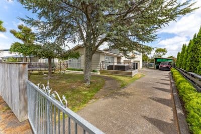 1 Totara Place, Pahiatua, Tararua, Manawatu | Tall Poppy 