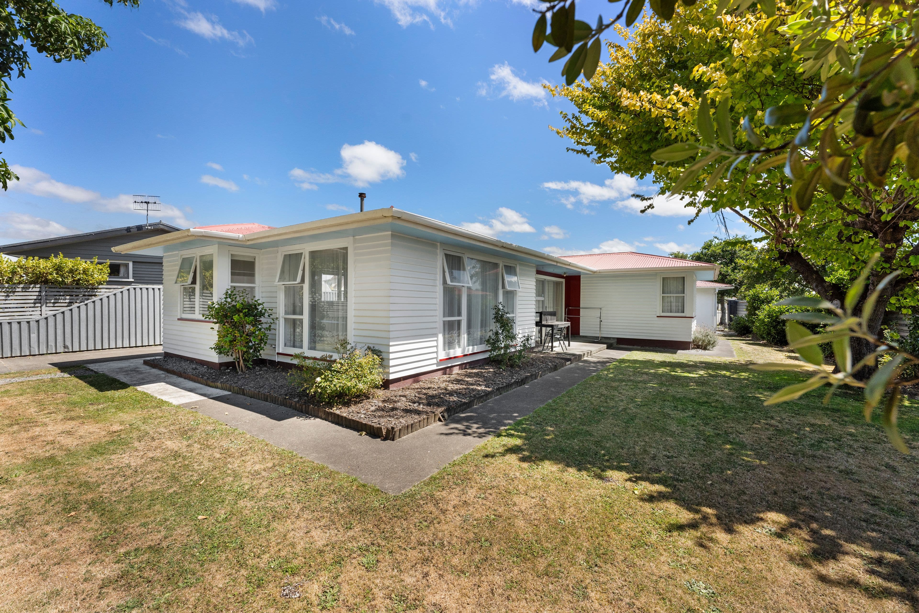 19 Rhodes Drive, Kelvin Grove, Palmerston North City, Manawatu | Tall Poppy 