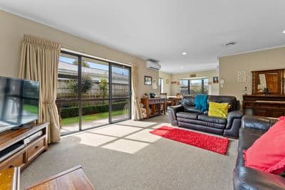 81A Sedcole Street, Pahiatua, Tararua, Manawatu | Tall Poppy 