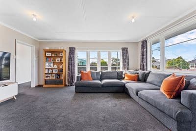 8 Victoria Street, Pahiatua, Tararua, Manawatu | Tall Poppy 