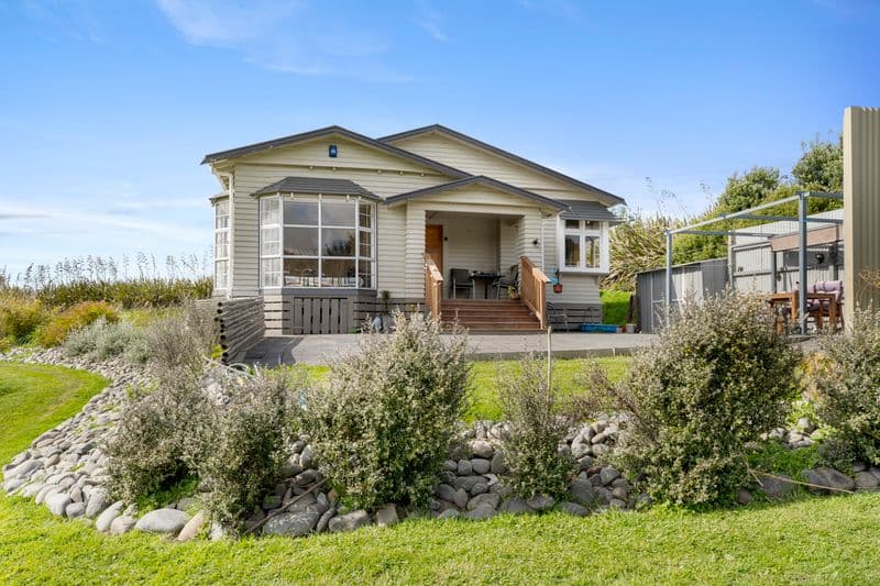 16 Mount Biggs Road, Halcombe, Manawatu, Manawatu | Tall Poppy 