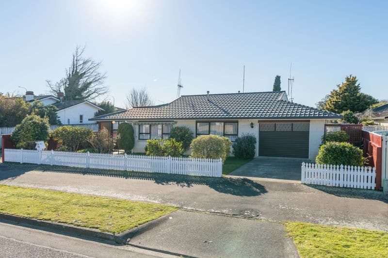 11b Stewart Crescent, Hokowhitu, Palmerston North City, Manawatu | Tall Poppy 