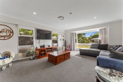 12 Nancy Avenue, Feilding, Manawatu, Manawatu | Tall Poppy 
