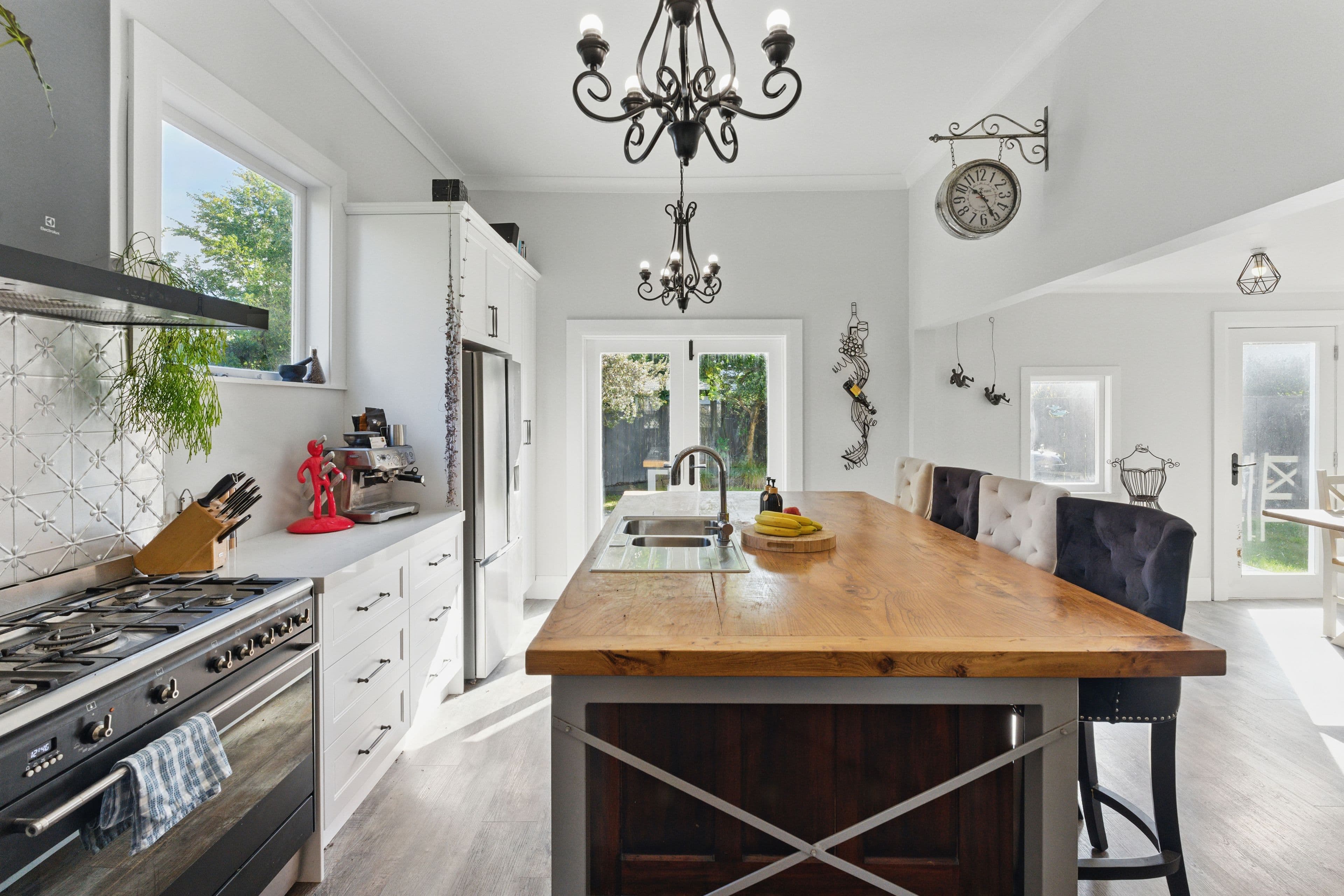101 Maxwells Line, Awapuni, Palmerston North City, Manawatu | Tall Poppy 