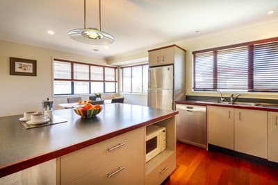 68 Ruapehu Drive, Fitzherbert, Palmerston North City, Manawatu | Tall Poppy 