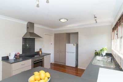 2 and 2A Surrey Crescent, Hokowhitu, Palmerston North City, Manawatu | Tall Poppy 