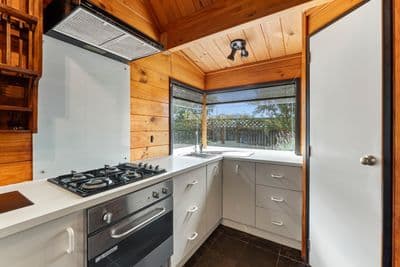 40 Kingston Street, Awapuni, Palmerston North City, Manawatu | Tall Poppy 