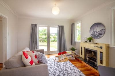 9 Hewitts Road, Linton, Palmerston North City, Manawatu | Tall Poppy 