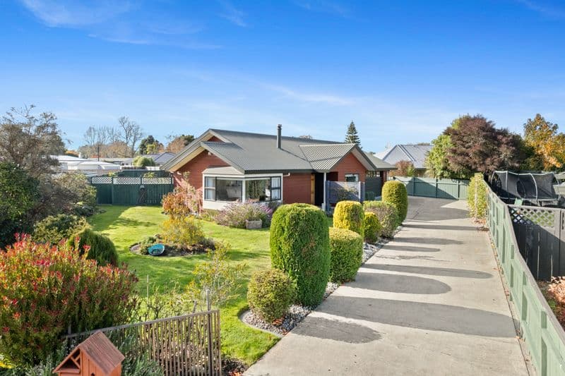 15 Tudor Grove, Feilding, Manawatu