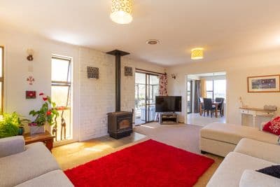 76 Watershed Road - Hiwinui, Ashhurst, Palmerston North City, Manawatu | Tall Poppy 