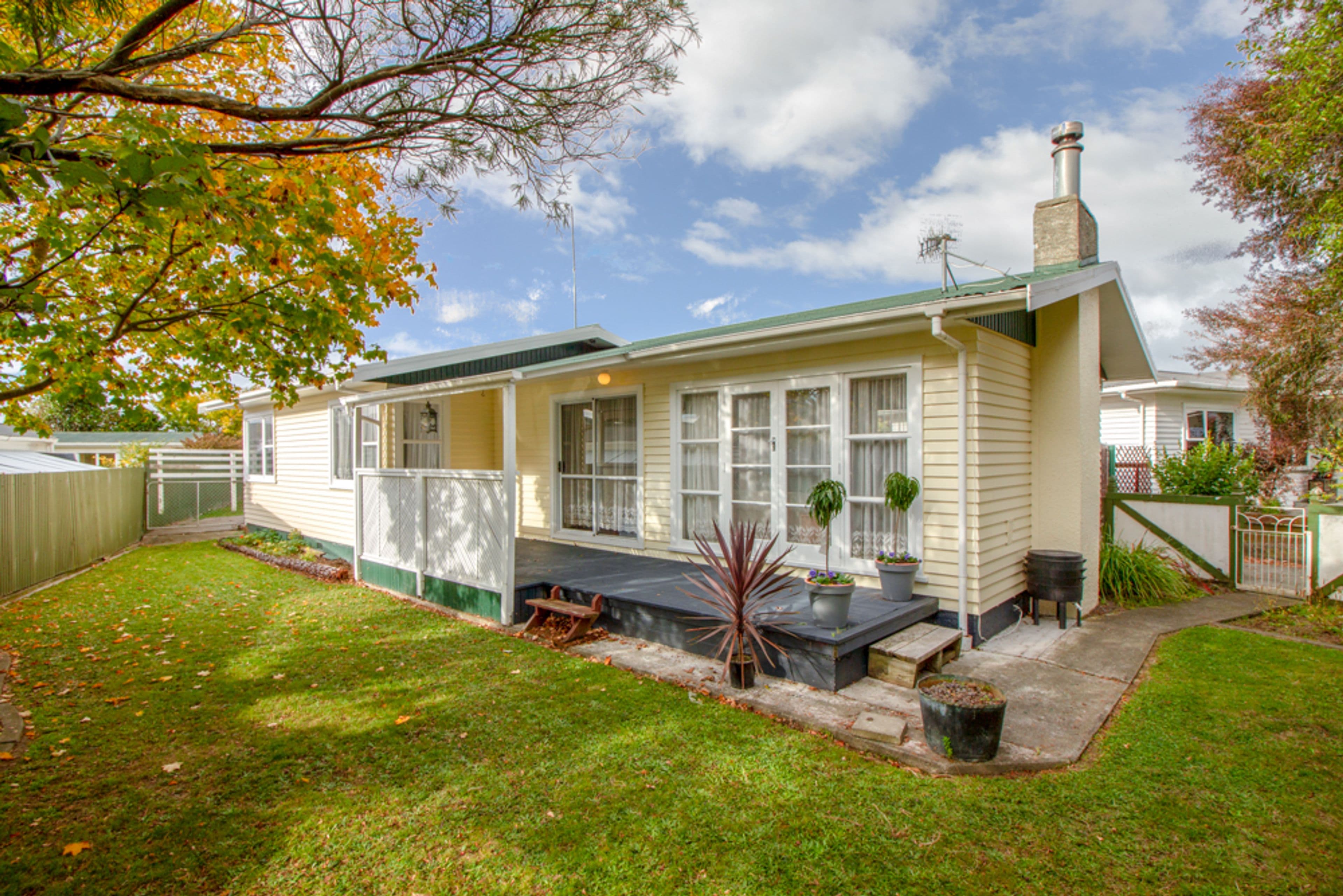 3 Hunter Street, Milson, Palmerston North City, Manawatu | Tall Poppy 