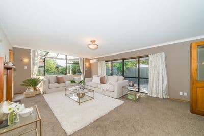 4 Dresdan Court, Hokowhitu, Palmerston North City, Manawatu | Tall Poppy 