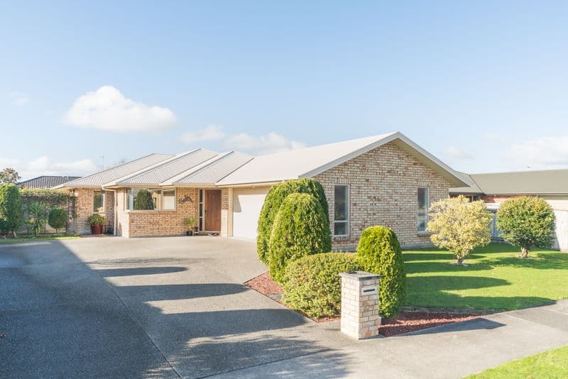 27 Branigan Parade, Kelvin Grove, Palmerston North City, Manawatu | Tall Poppy 