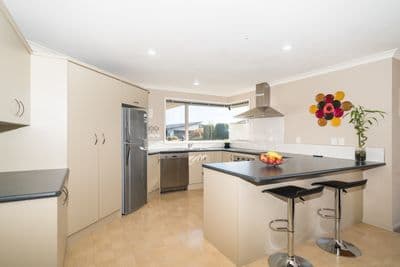 27 Branigan Parade, Kelvin Grove, Palmerston North City, Manawatu | Tall Poppy 