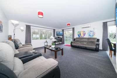 17 King Street, Halcombe, Manawatu, Manawatu | Tall Poppy 