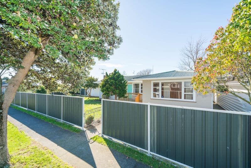 2 Highbury Avenue, Highbury, Palmerston North City