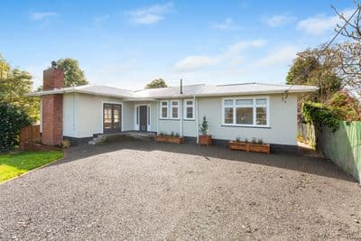 30 Tararua Street, Pahiatua, Tararua, Manawatu | Tall Poppy 