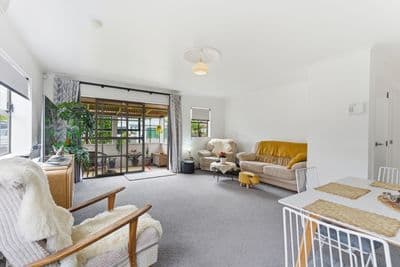 8A Maire Street, Pahiatua, Tararua, Manawatu | Tall Poppy 